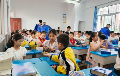 科普築夢童心 探秘大國重器｜中交四航局科普活動走進渠縣七小
